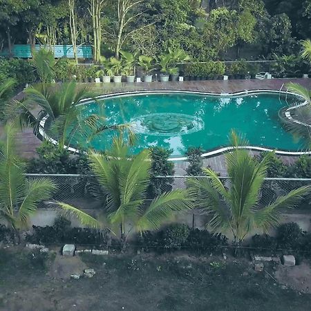 Hotel Royal Retreat Sambalpur Exterior foto