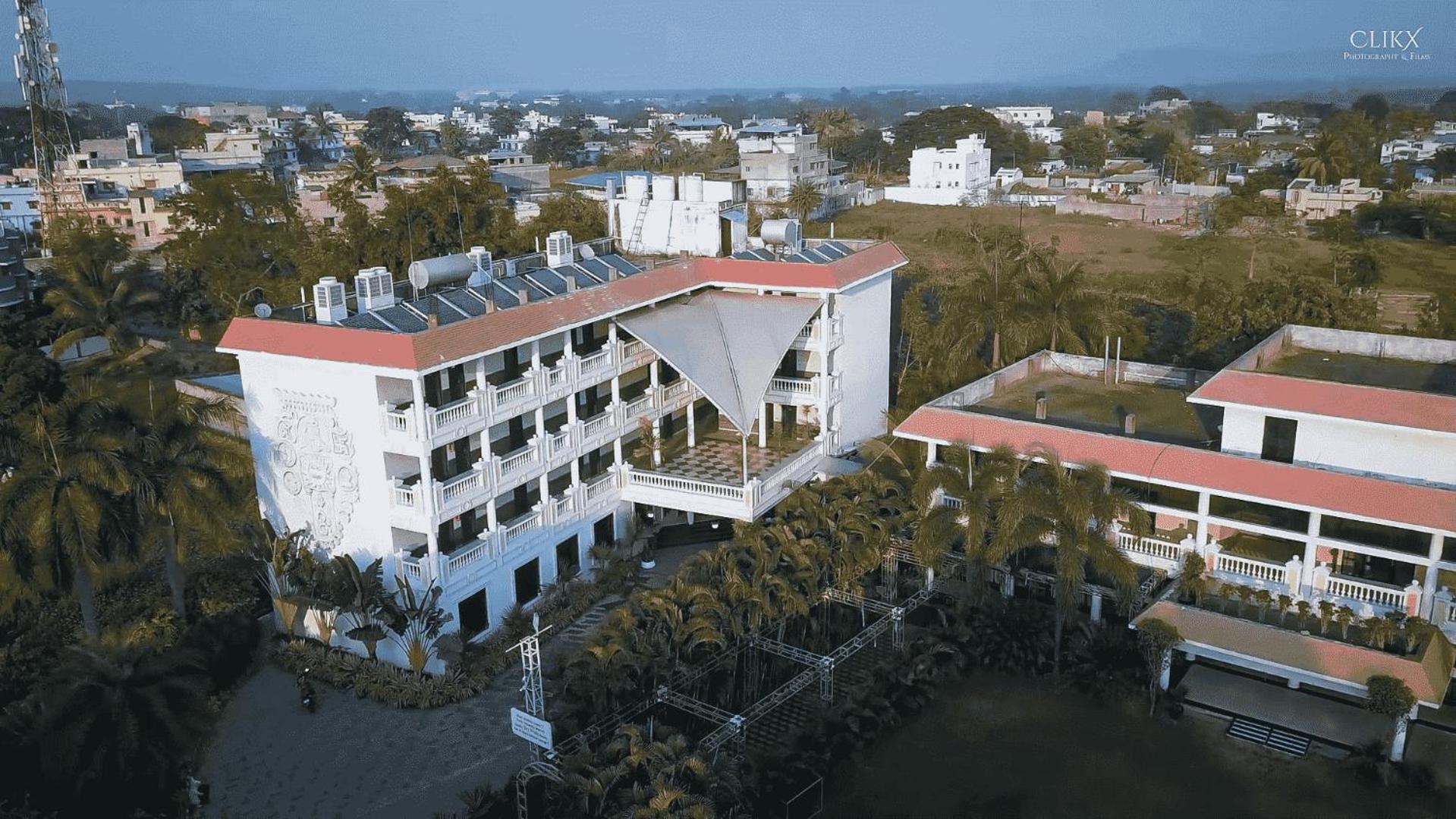 Hotel Royal Retreat Sambalpur Exterior foto